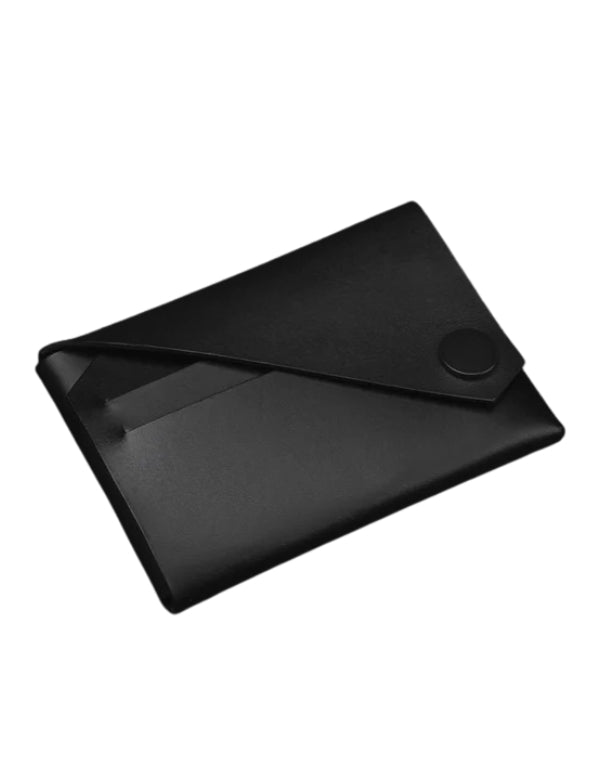 Leather wallet - Black with black button