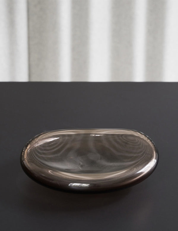 Taça escultural em vidro, Dourada