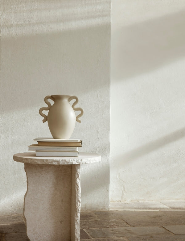 Verso Table Vase