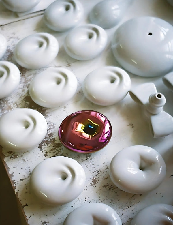 Pink Wave, Incense Altar