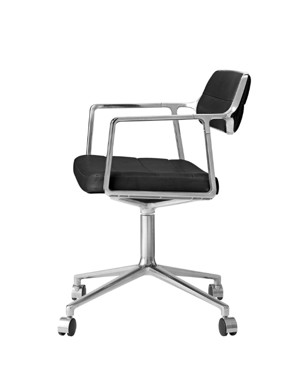 Cadeira Swivel - Vipp453 - Black - c/rodas