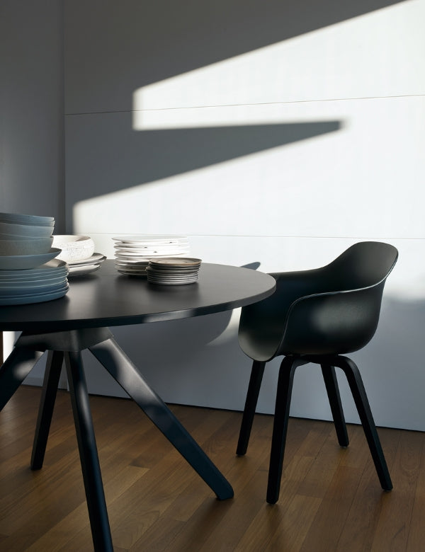 Cadeira Substance - Preta