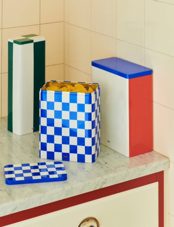 Lata Tin - Branca, azul e vermelha