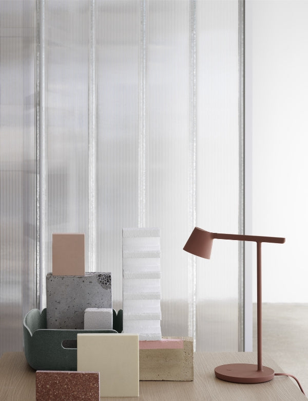 Candeeiro de Mesa Tip - Vermelho