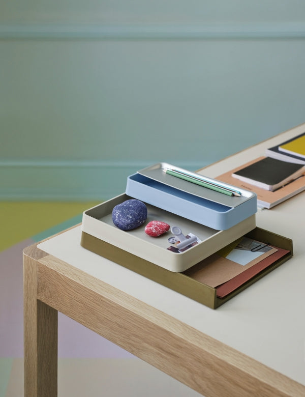 Arrange Desktop Series Aluminum