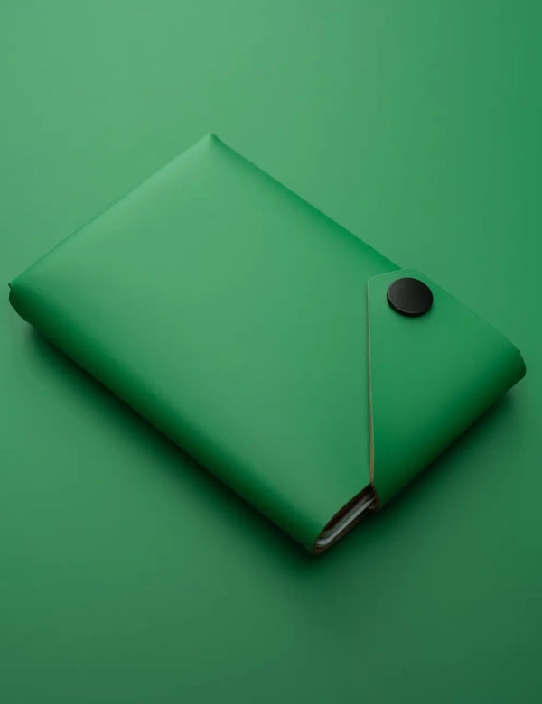 Travel wallet — Recycled Leather